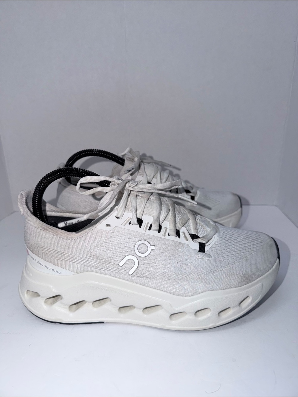 ON Cloudsurfer Max White Women’s Size 7 Athletic Running Gym Shoes Performance